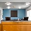 OYO Woodland Hotel and Suites