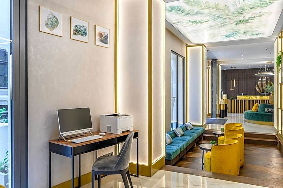 Emerald Hotel by Continental Group