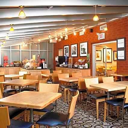 Hampton Inn By Hilton Manhattan - Times Square South - Newly Renovated