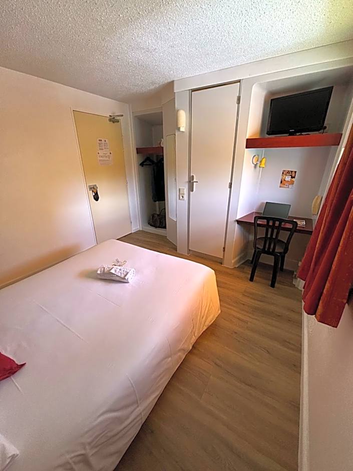 Initial by Balladins Lyon Villefranche-sur-Saône