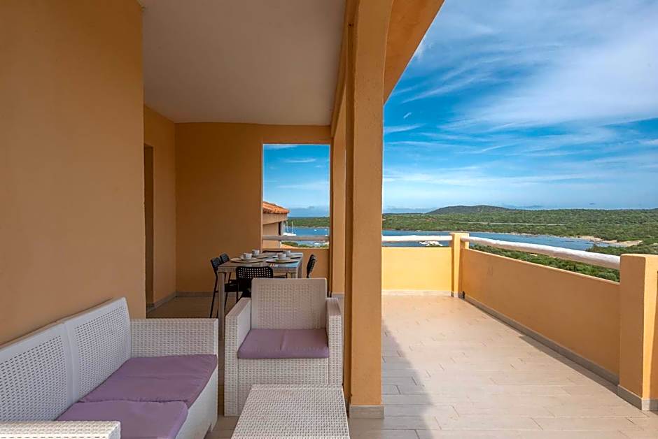Baia de Bahas Residence