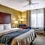 Comfort Inn & Suites Grafton-Cedarburg