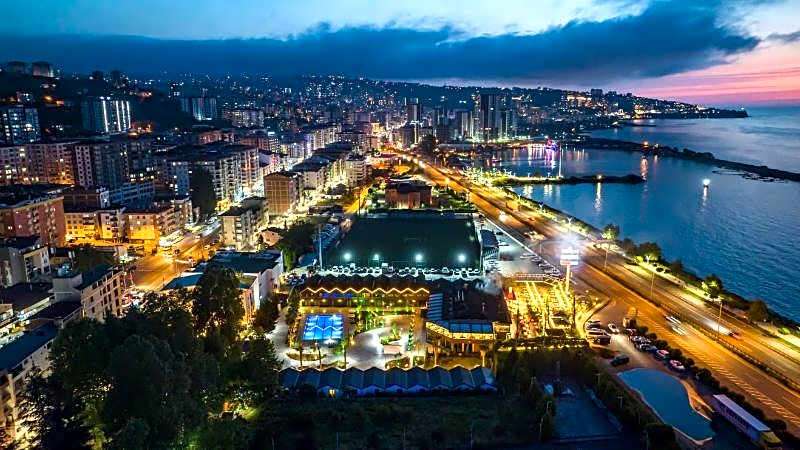 Green Palace Suite Hotel