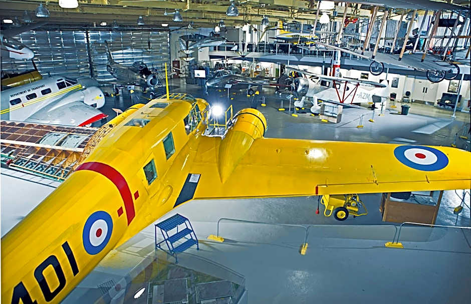 Holiday Inn Express and Suites Calgary University By IHG