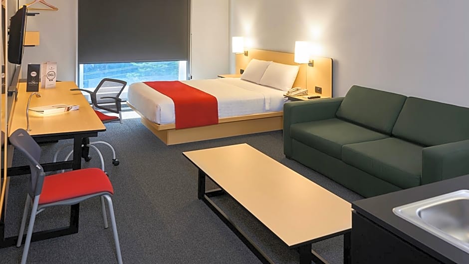 City Express Plus by Marriott Guadalajara Expo