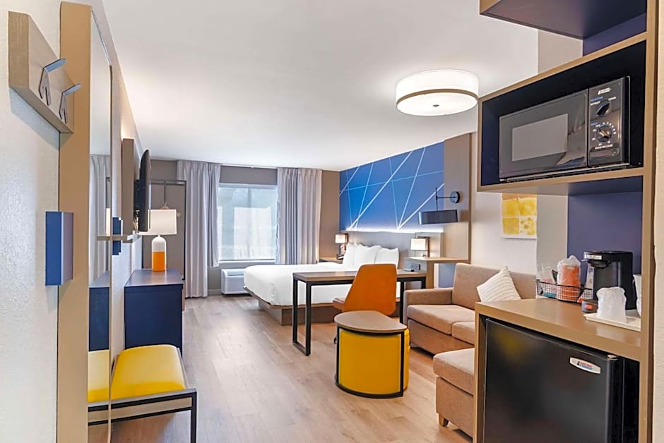 Comfort Suites Northside Hospital Gwinnett