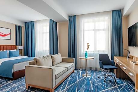 Queen Room - Disability Access