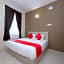 Super OYO 43935 Mancalin Hotel
