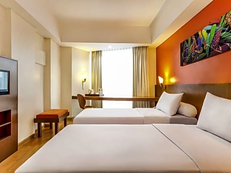 Ibis Semarang Simpang Lima