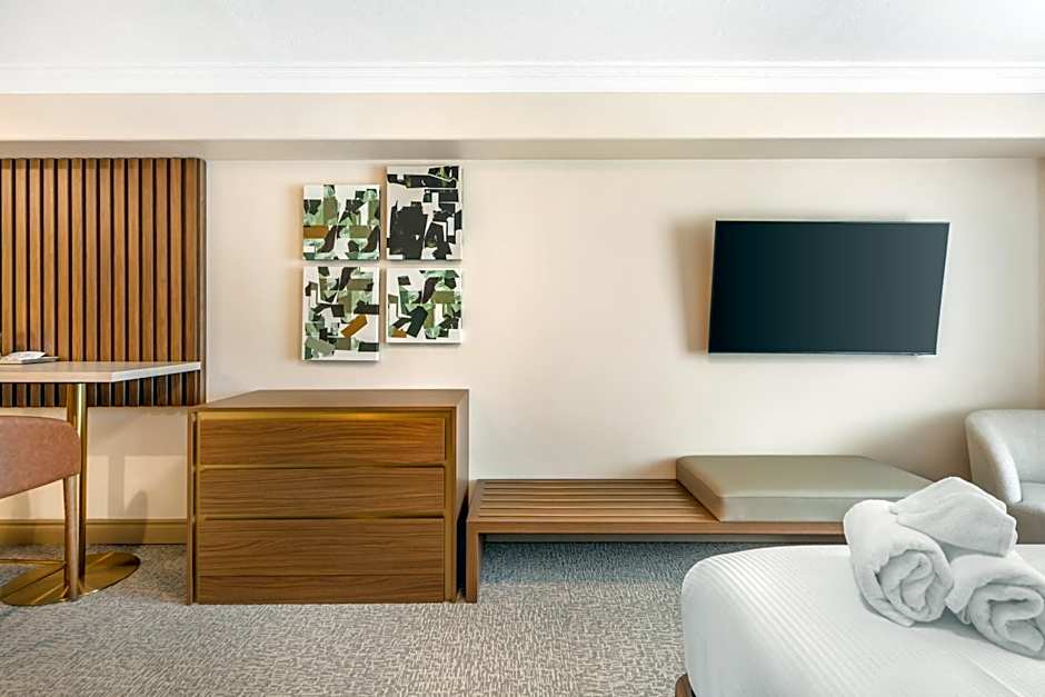 Velora Hinton, an Ascend Collection Hotel