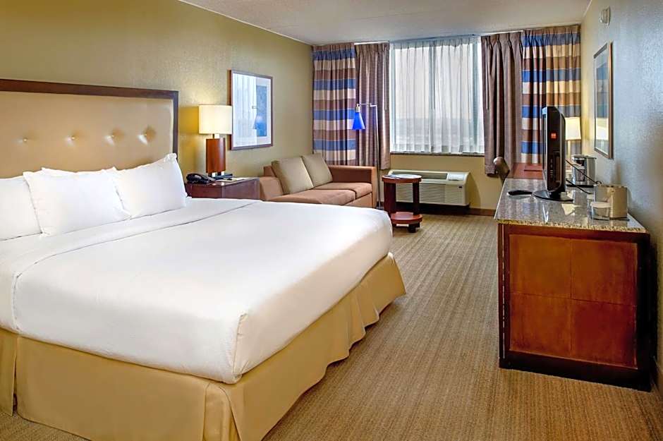 DoubleTree By Hilton Saint Louis Westport