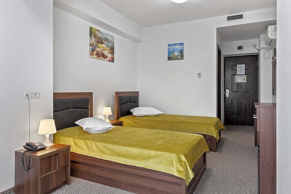 Lina Hotel