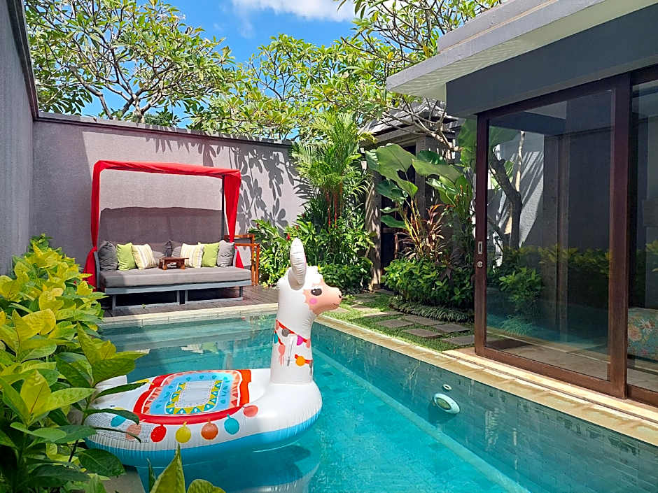 Seminyak Icon - by Karaniya Experience