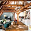 Old Royal Post Boutique Hotel & Premium Suites