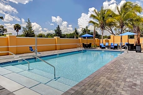 Hampton Inn and Suites by Hilton Vero Beach-Downtown