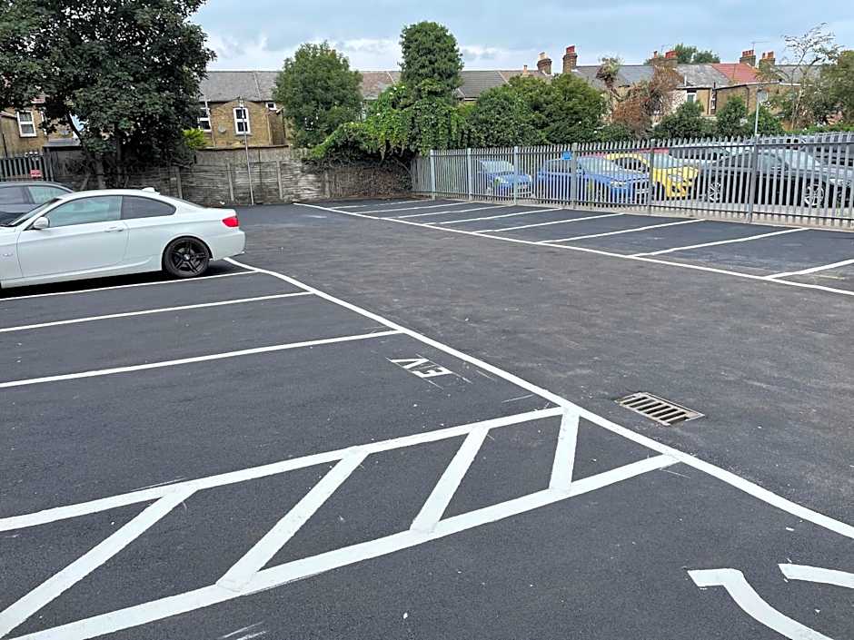 Sky Nights Hotel London Heathrow