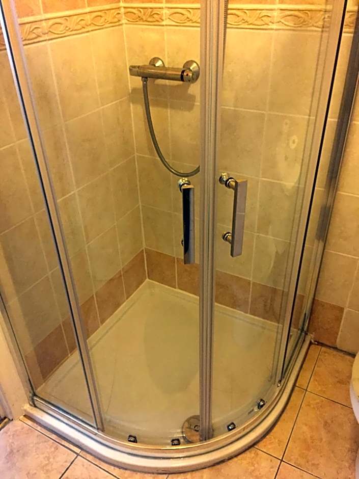 Causeway tavern bed & breakfast