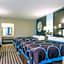 Super 8 by Wyndham Houston/NASA/Webster Area