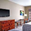 Green Mill Village Hotel & Suites, BW Signature Collection