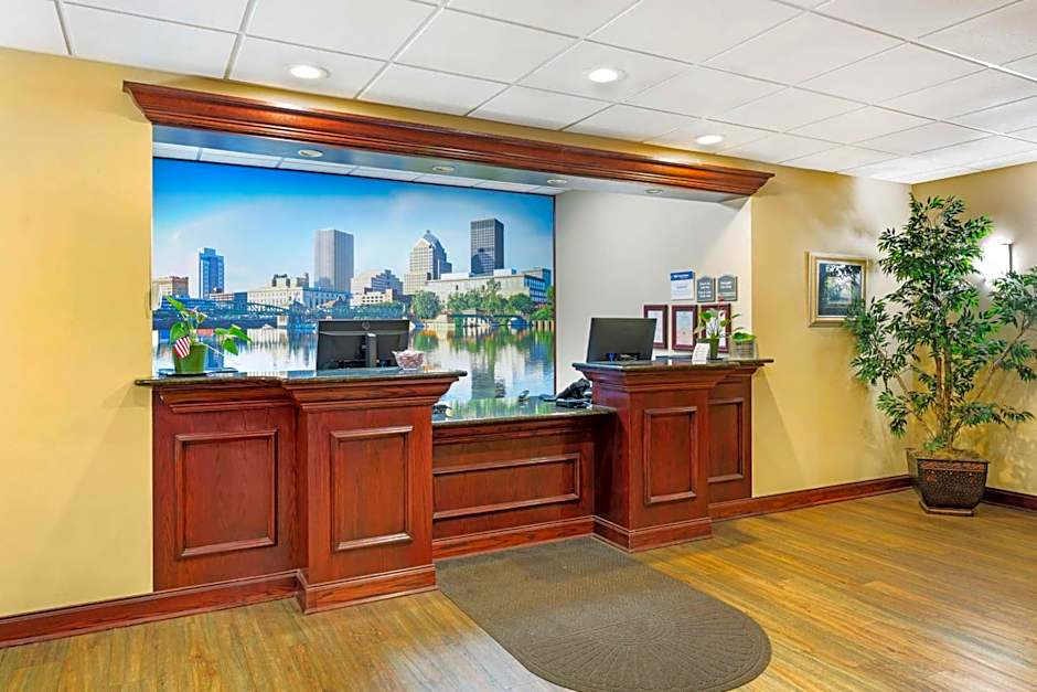 Best Western Plus Victor Inn & Suites