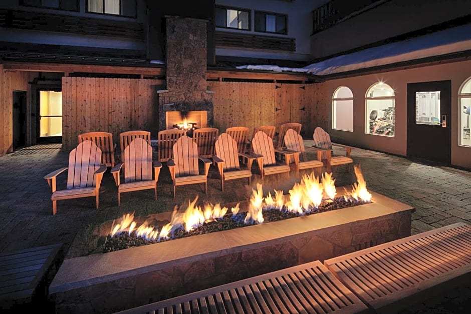 Highline Vail - a DoubleTree by Hilton