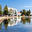 Oaks The Entrance Waterfront Suites
