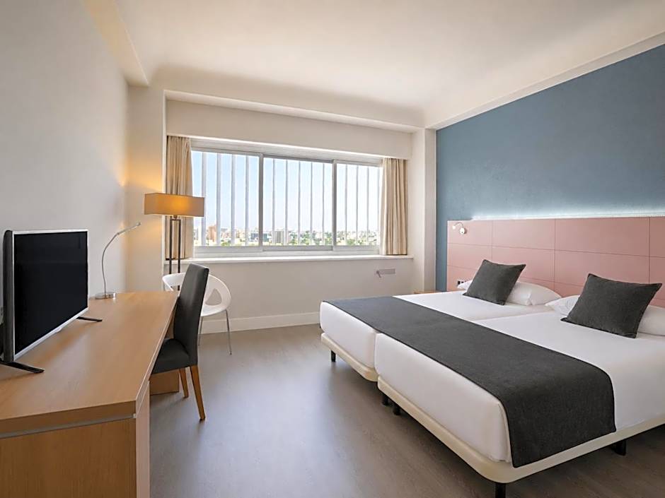 Hotel Chamartin The One