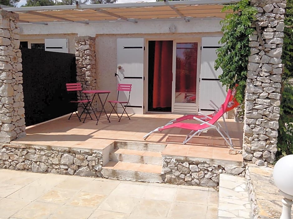 Le Mas de Cocagne - Gite et Chambre d'hôte - Piscine et SPA