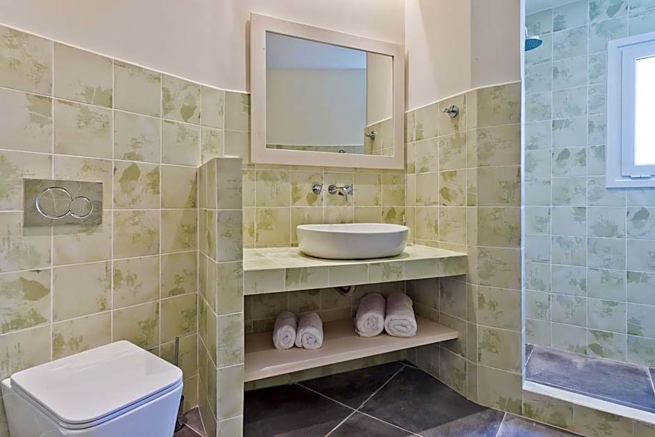 Posidonia Luxury Suites