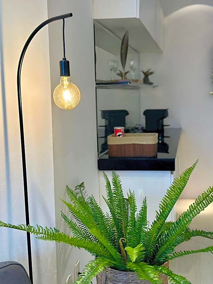 (216) Clean Beach - Near The Beach