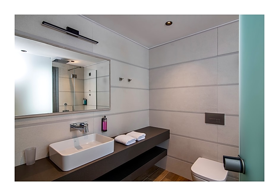 Deluxe One Bedroom Apartment — 5 fotoğraftan 1. fotoğraf