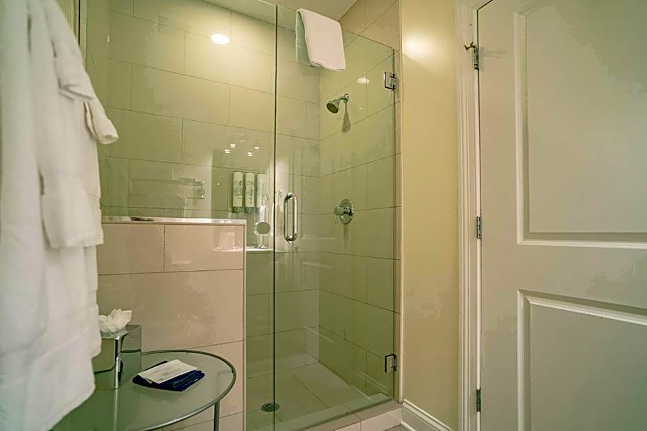 The Guesthouse Hotel