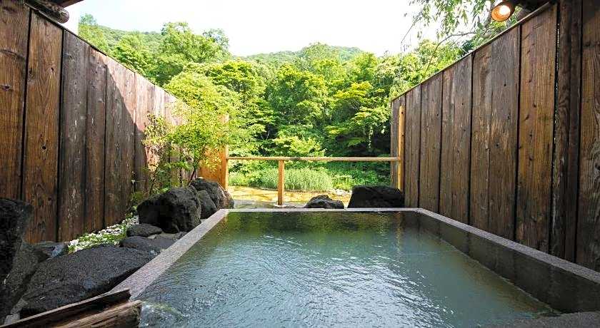 Honke Bankyu Hot Spring Ryokan