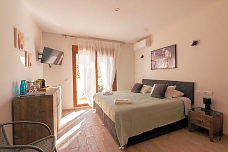 Blanca Boutique Hotel