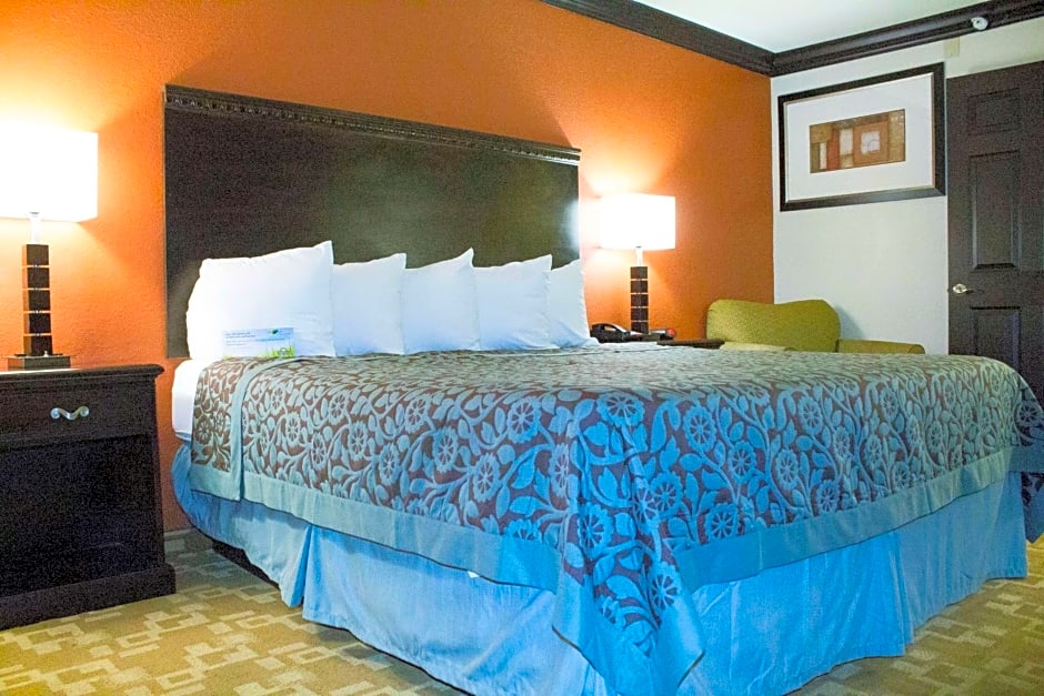 Days Inn by Wyndham Oklahoma City/Moore