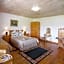 Mentors Country Estate