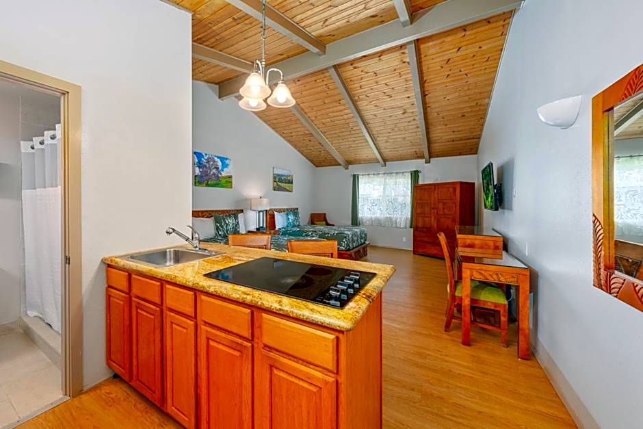 Castle Waimea Country Lodge