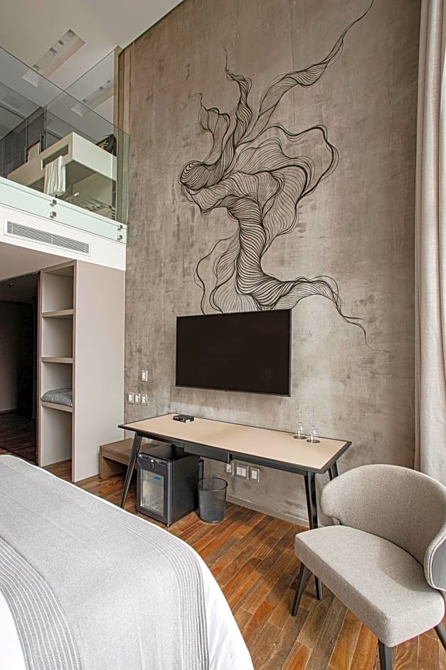 Suryaa Hotel Pinhais, Curio Collection by Hilton