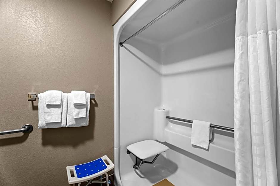 Best Western Courtview Hotel