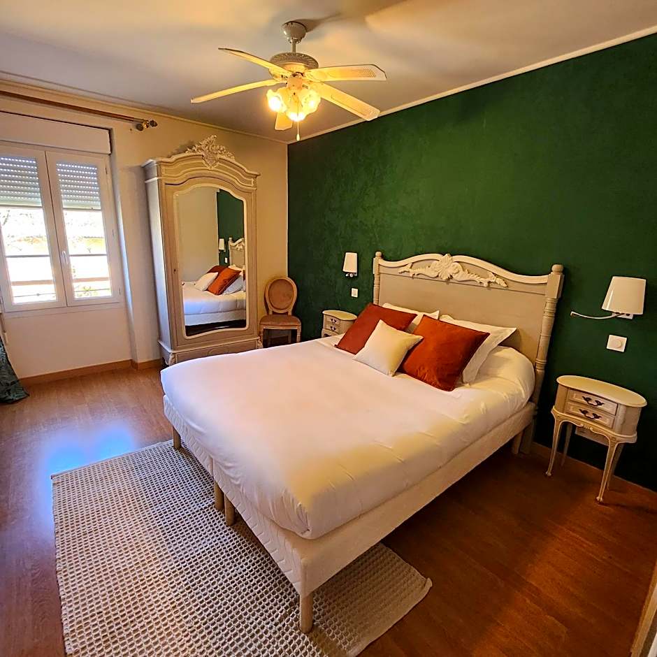 Hôtel La Tour Perrier