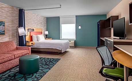 Queen Studio Extended Suite