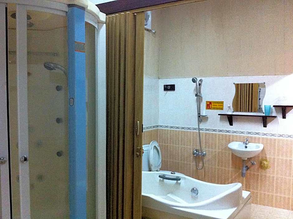 TNT Novelty Vacation House