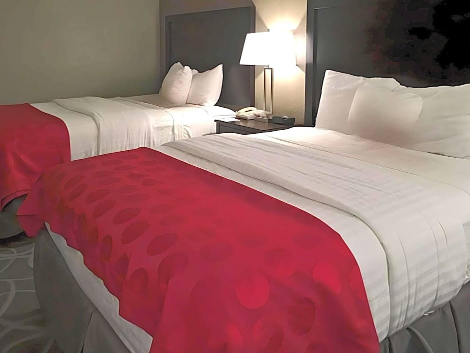 Clarion Inn Des Moines Airport