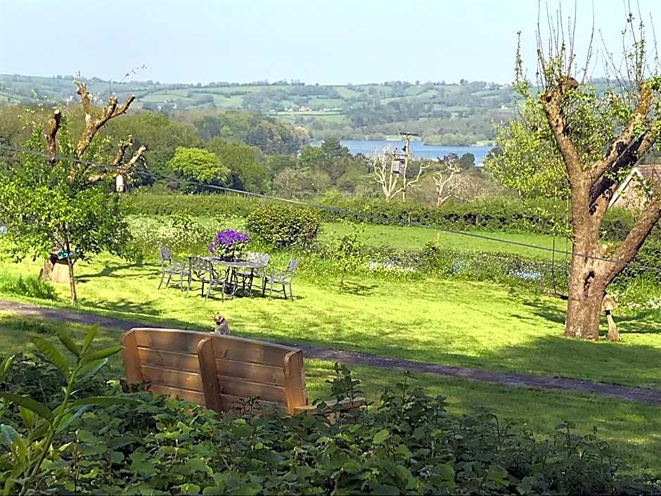 Coombe Lodge Farm House