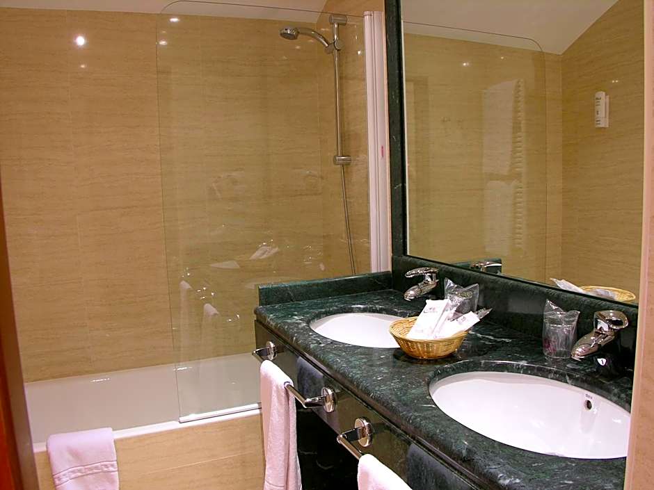 Hotel II Castillas Ávila