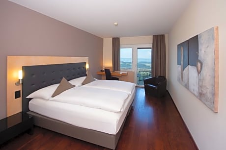Panorama Room Country Side with Balcony
