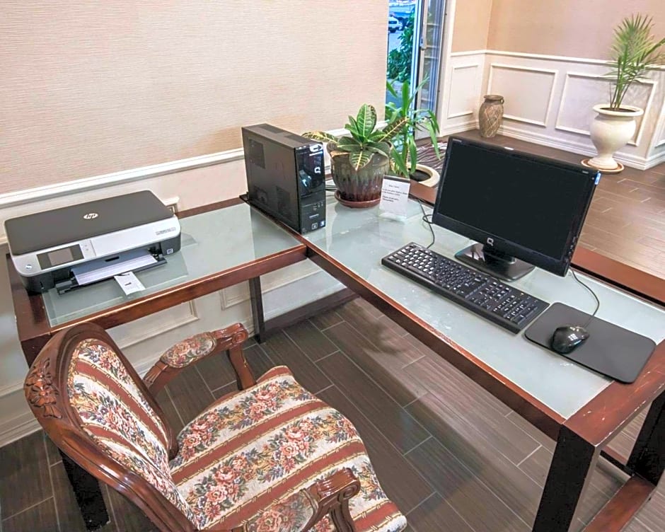 Comfort Inn and Suites