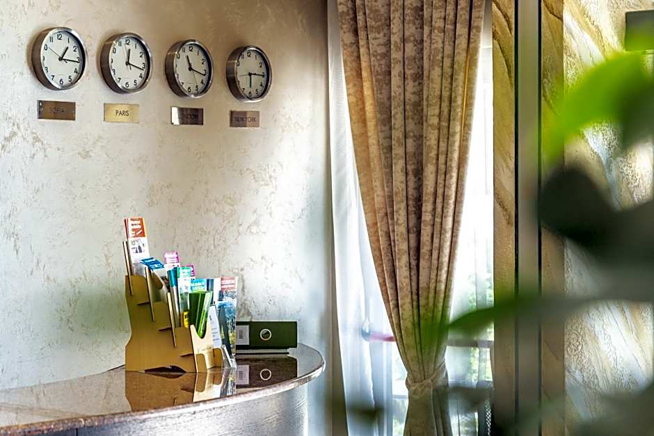 City Avenue Hotel by HMG