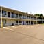 Motel 6-Redding, CA - Central