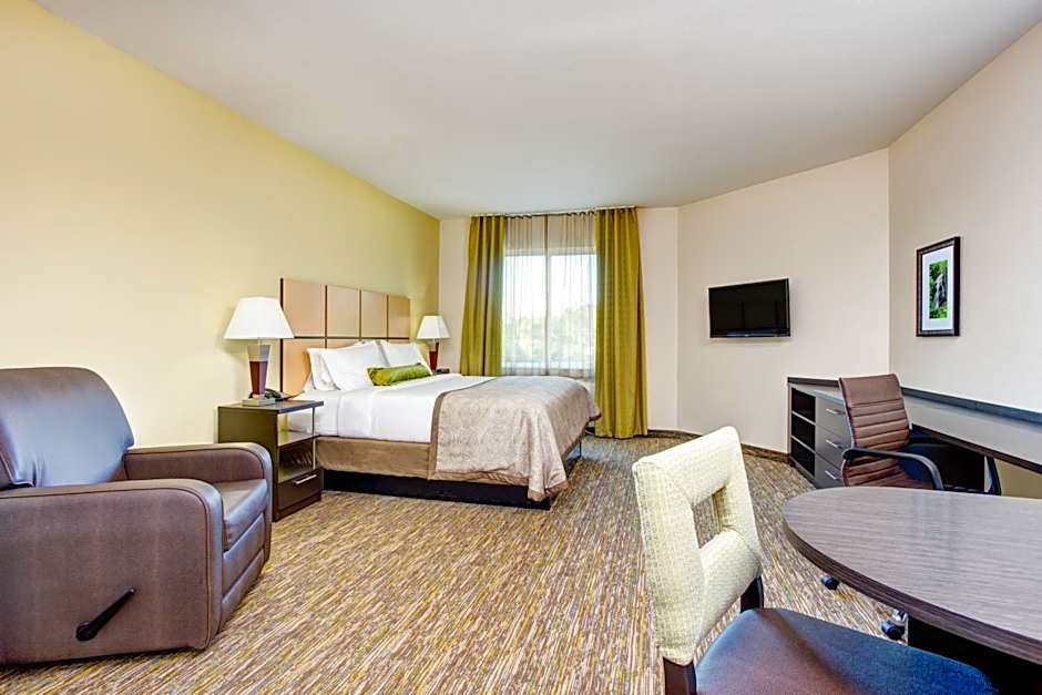 Candlewood Suites Cut Off By IHG